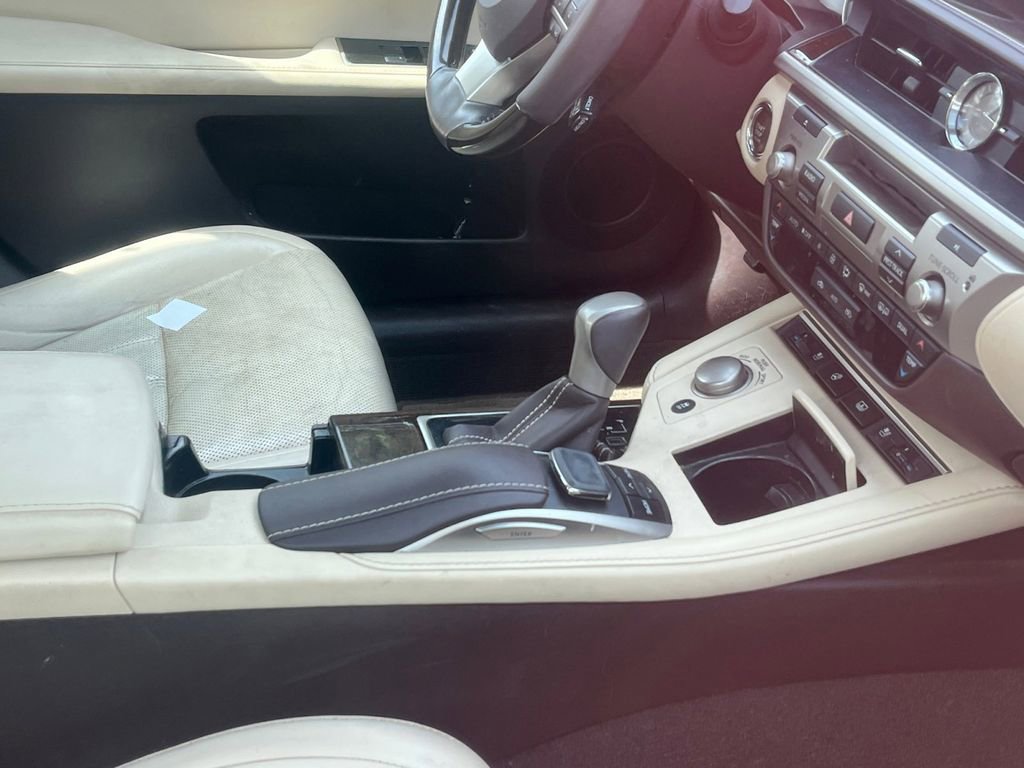 Used 2016 Lexus ES 350 w/ Luxury Package w/Wood Trim image 6