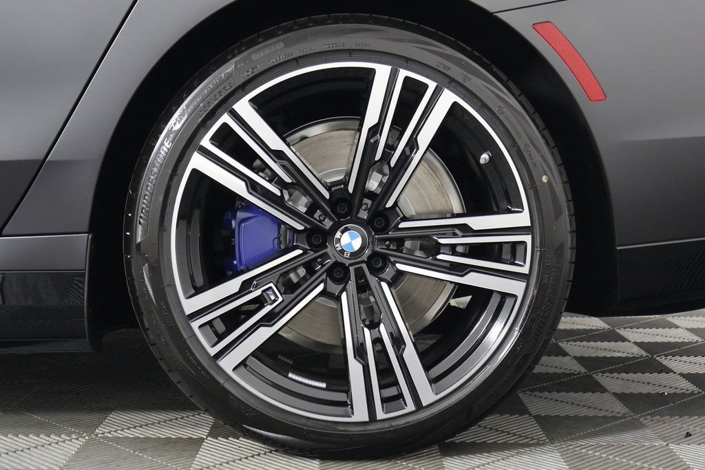 New 2026 BMW i7 eDrive50 w/ M Sport Package RWD image 10