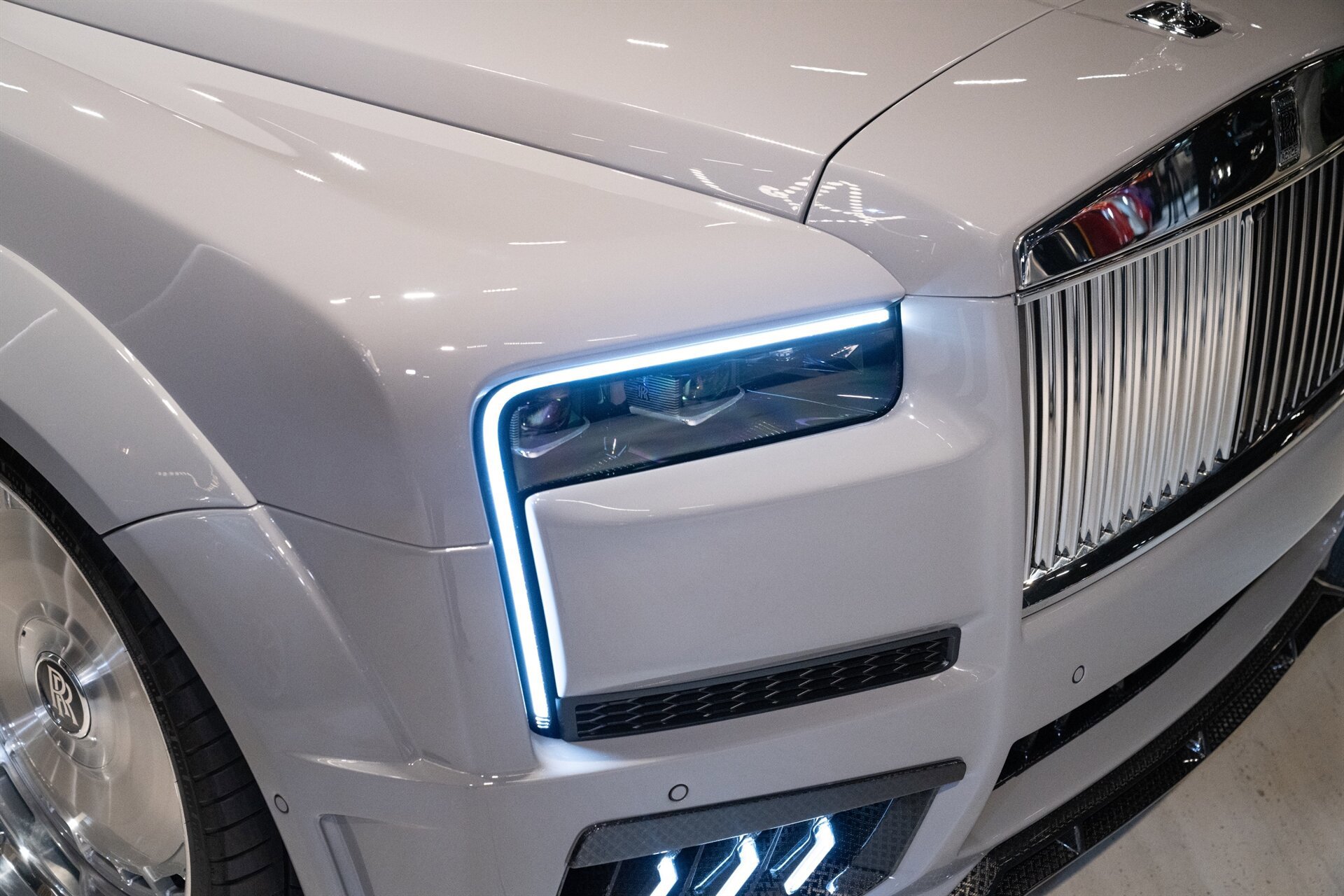 Used 2026 Rolls-Royce Cullinan AWD/4WD image 31