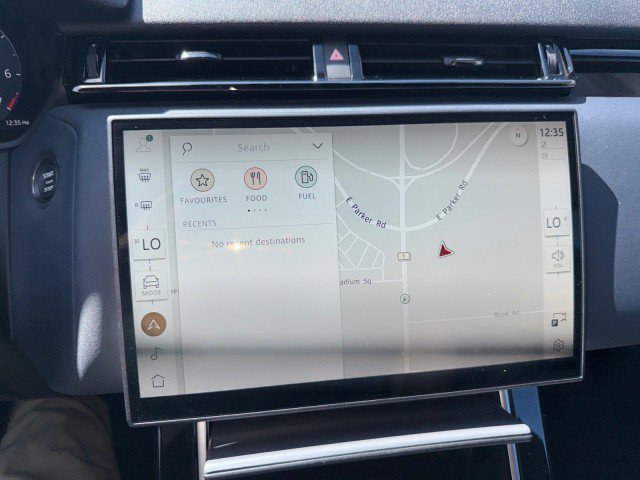 Used 2025 Land Rover Range Rover Velar S image 20