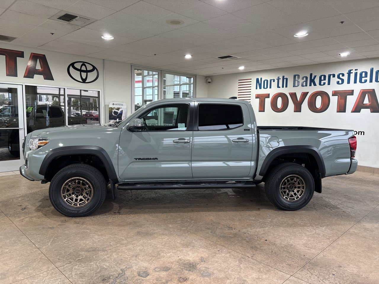 Certified 2023 Toyota Tacoma 4x4 Double Cab w/ Trail Edition image 7