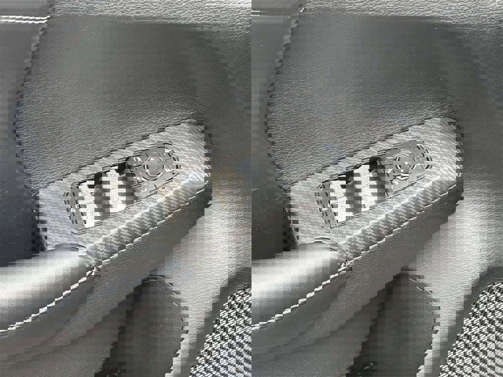 Used 2023 Mitsubishi Outlander SE image 17