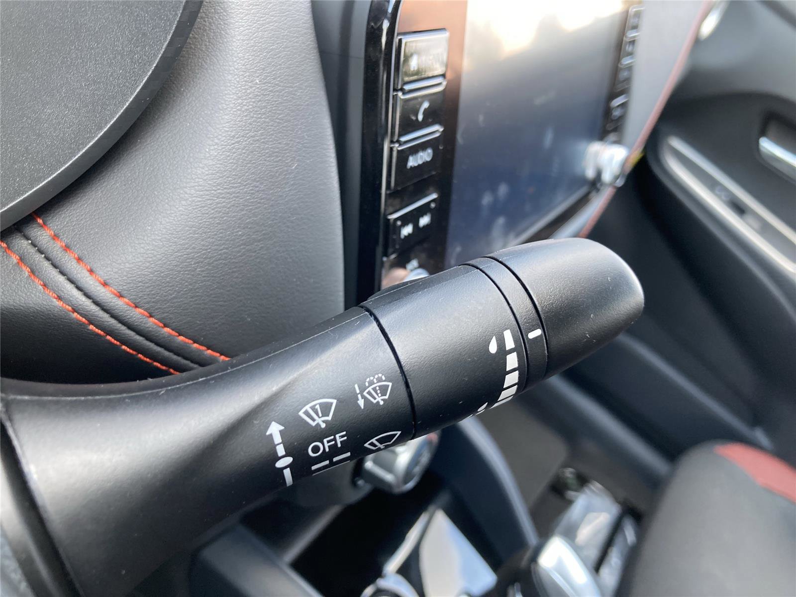 New 2025 Nissan Versa SR w/ Trunk Package image 23