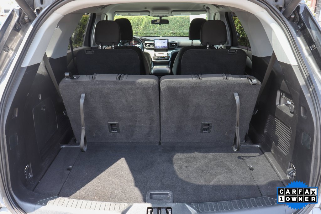 Used 2021 Ford Explorer XLT image 8