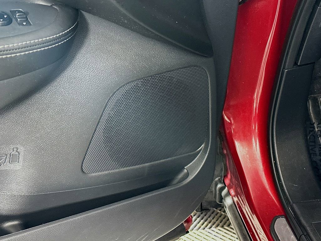 Used 2022 Nissan Murano SV image 26