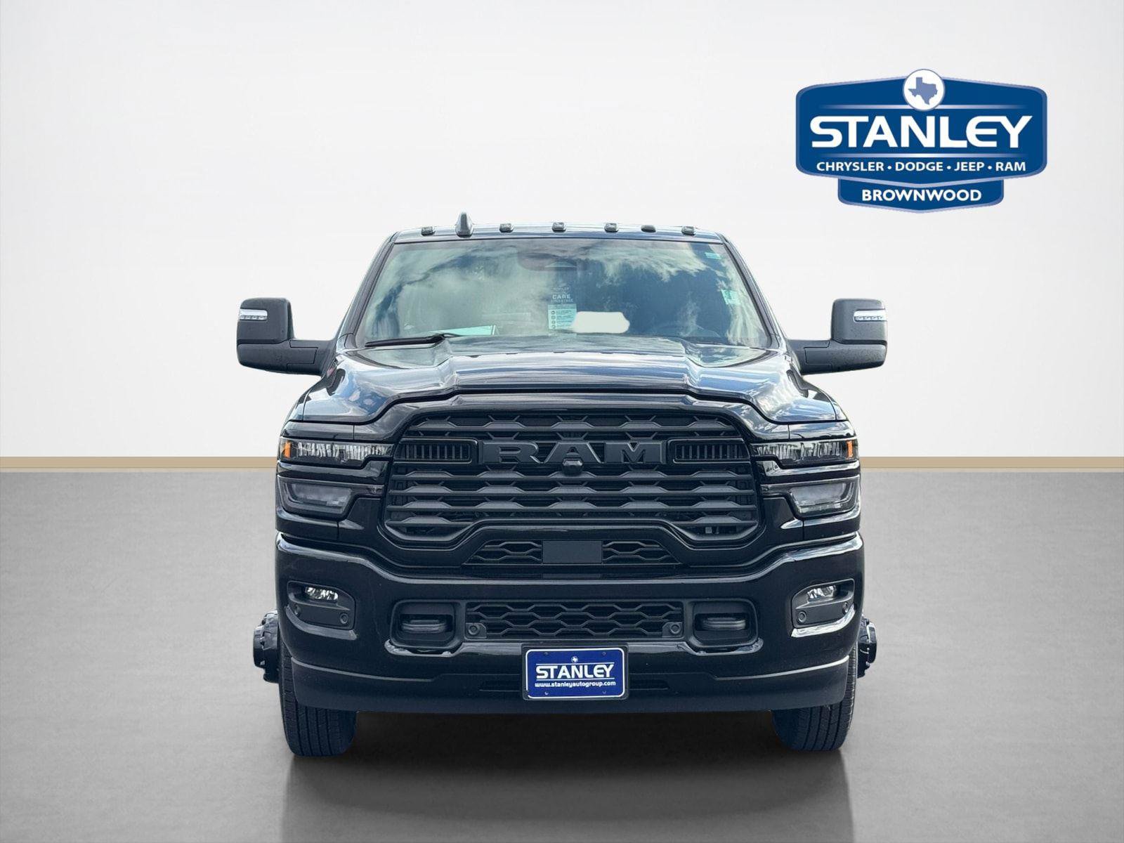 New 2026 RAM 3500 Lone Star AWD/4WD image 2
