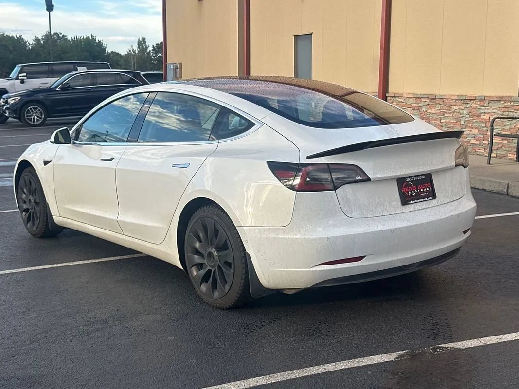 Used 2018 Tesla Model 3 Long Range RWD image 13