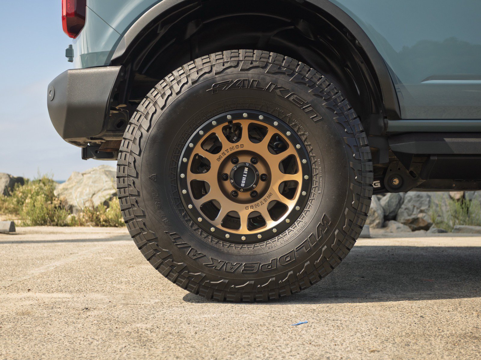 Used 2021 Ford Bronco Big Bend w/ Sasquatch Package AWD/4WD image 14