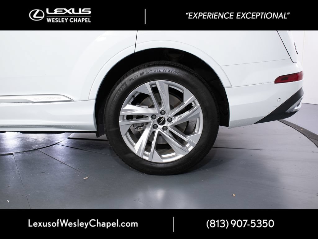 Used 2021 Audi Q7 3.0T Premium Plus AWD/4WD image 11