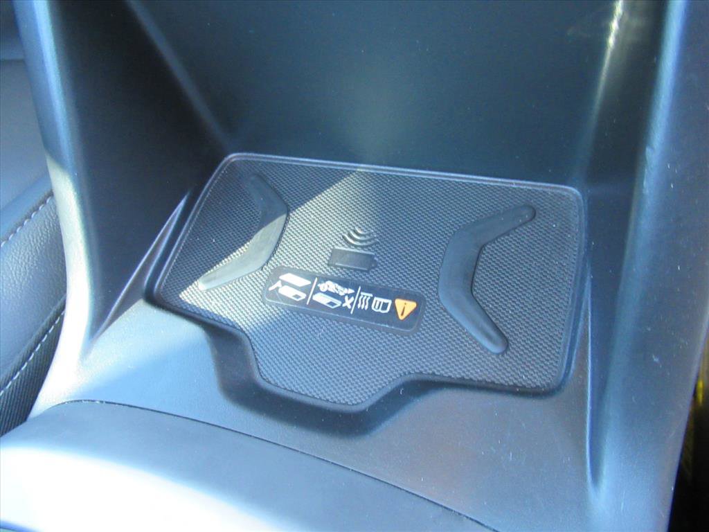 Used 2022 Chevrolet Colorado ZR2 image 18