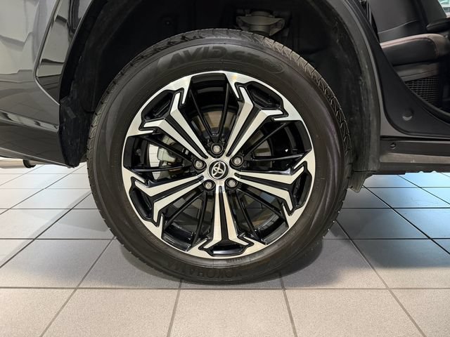 Used 2025 Toyota RAV4 XSE w/ Premium Package AWD/4WD image 9