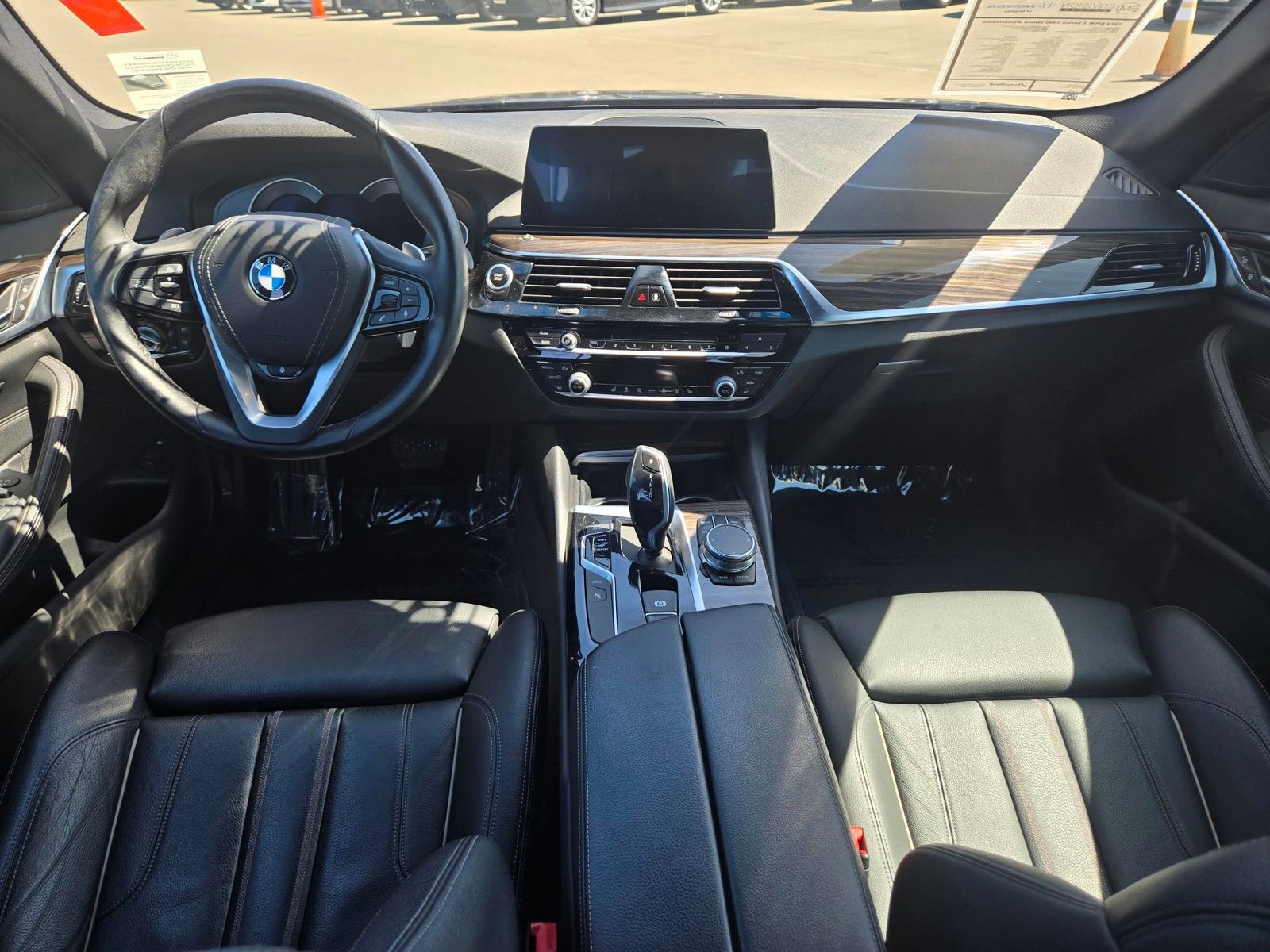 Used 2019 BMW 530e xDrive w/ Convenience Package AWD/4WD image 19