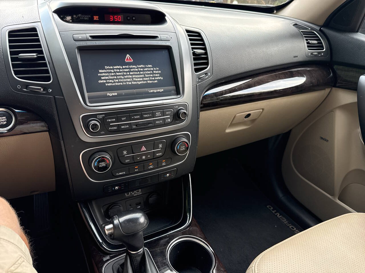 Used 2014 Kia Sorento EX w/ EX V6 Touring Package AWD/4WD image 6