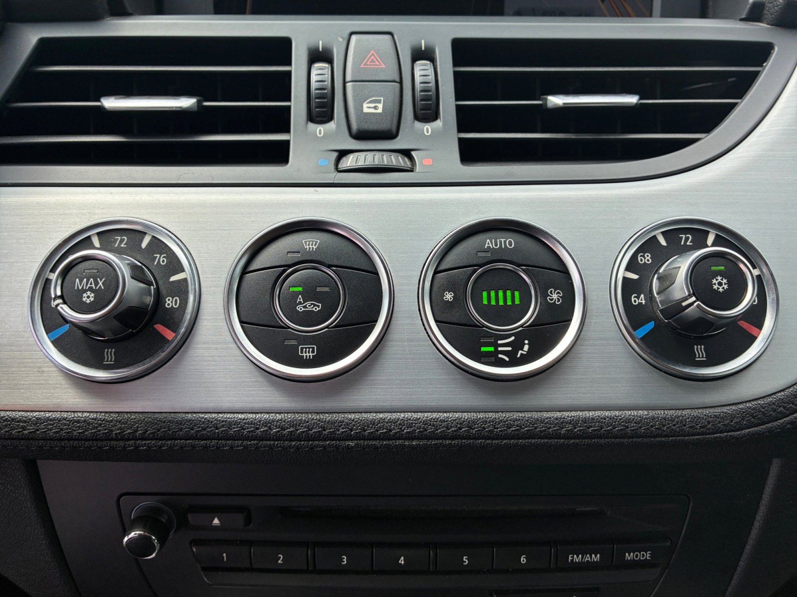 Used 2012 BMW Z4 sDrive35i image 18