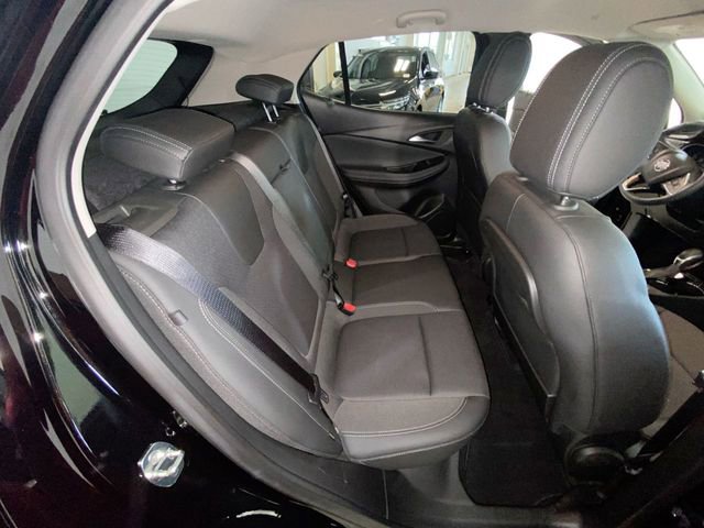Used 2023 Buick Encore GX Select w/ Sport Touring Package FWD image 31