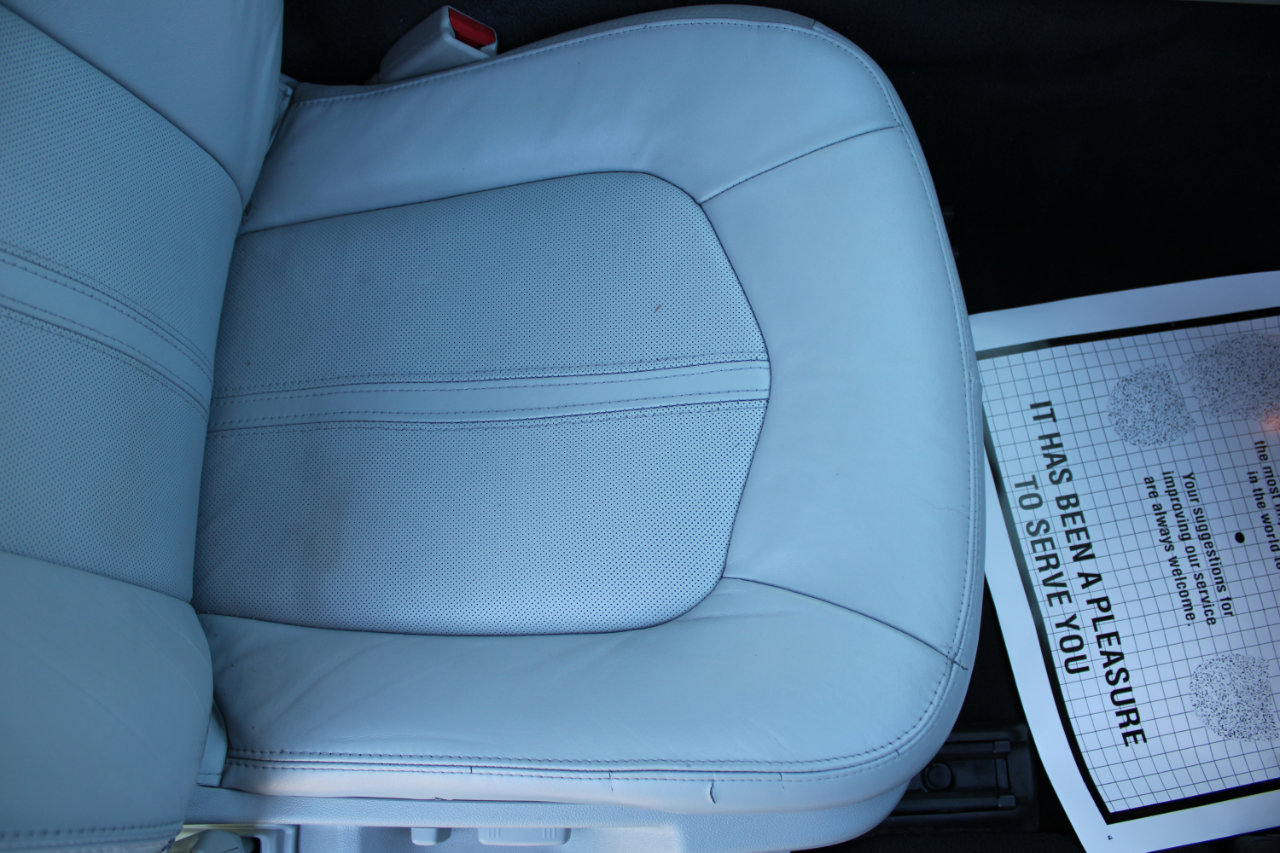 Used 2012 Cadillac CTS Performance w/ Performance Luxury Package image 12