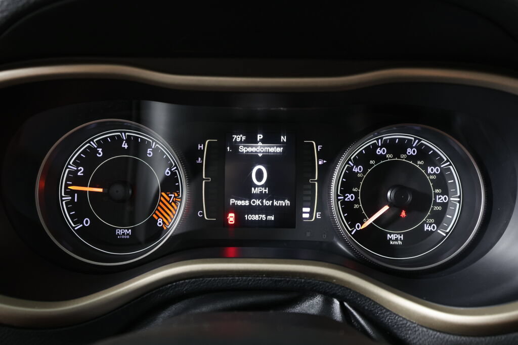 Used 2014 Jeep Cherokee Latitude FWD image 29