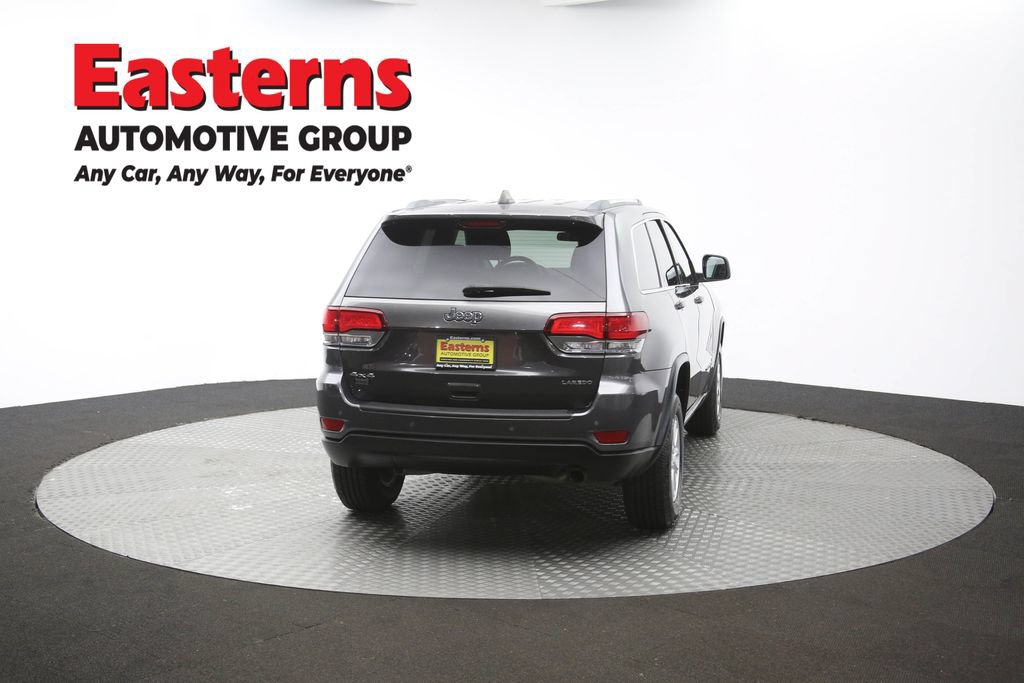 Used 2020 Jeep Grand Cherokee Laredo AWD/4WD image 37