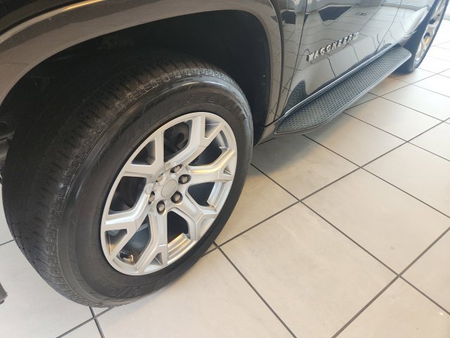 Used 2022 Jeep Wagoneer Series I w/ Premium Group I RWD image 7