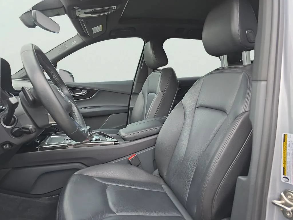 Used 2019 Audi Q7 3.0T Premium Plus w/ Premium Plus Package AWD/4WD image 9