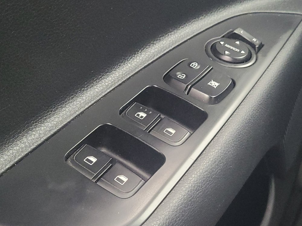 Used 2023 Kia Rio S FWD image 27
