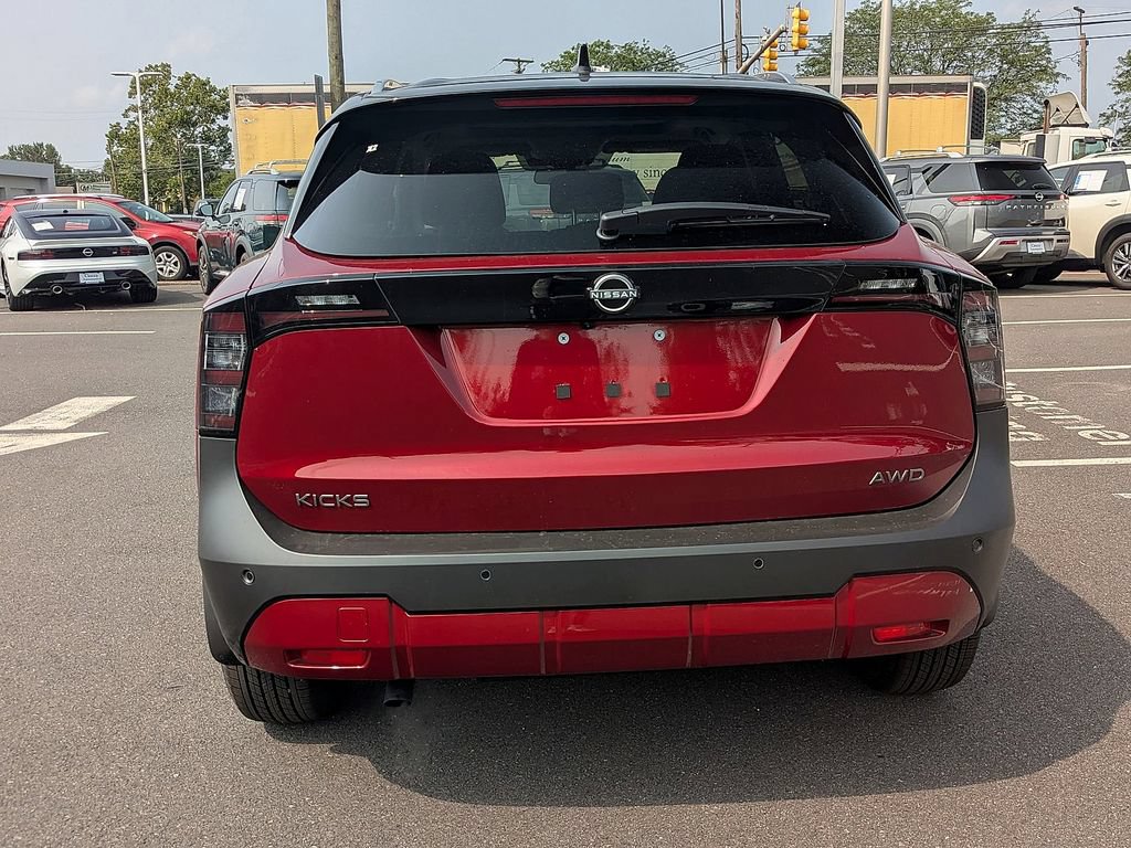New 2025 Nissan Kicks SV w/ SV Premium Package AWD/4WD image 5