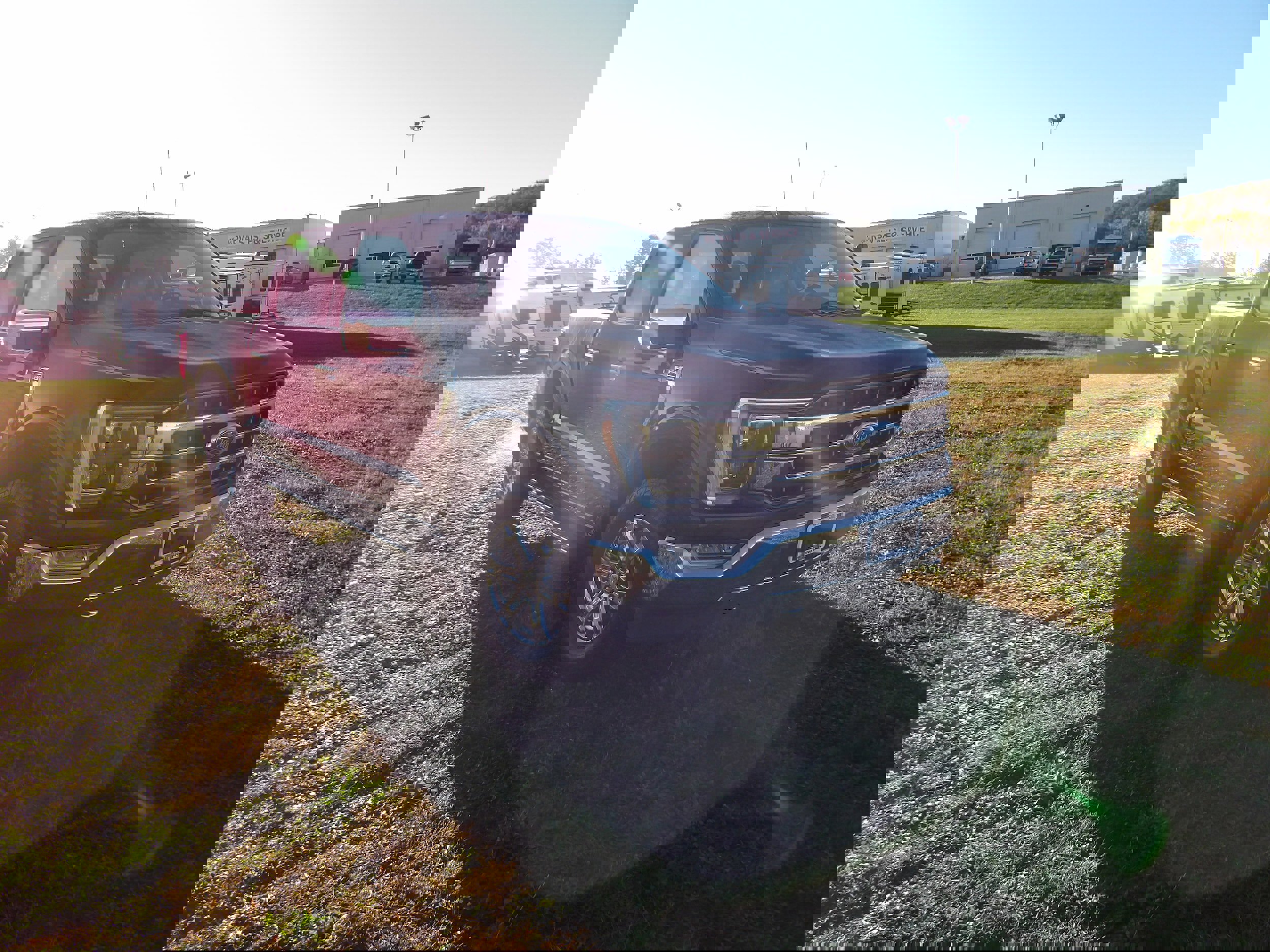 Used 2021 Ford F150 Lariat w/ Equipment Group 502A High image 4