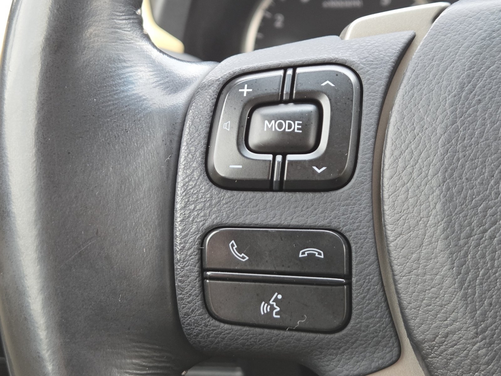 Used 2016 Lexus NX 200t FWD image 29