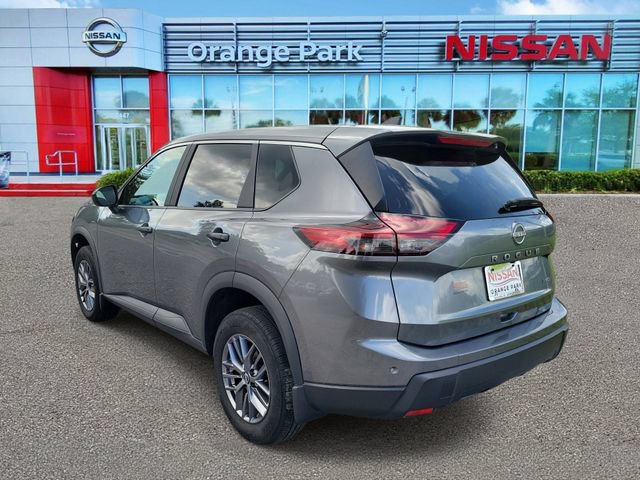 Used 2024 Nissan Rogue S AWD/4WD image 3