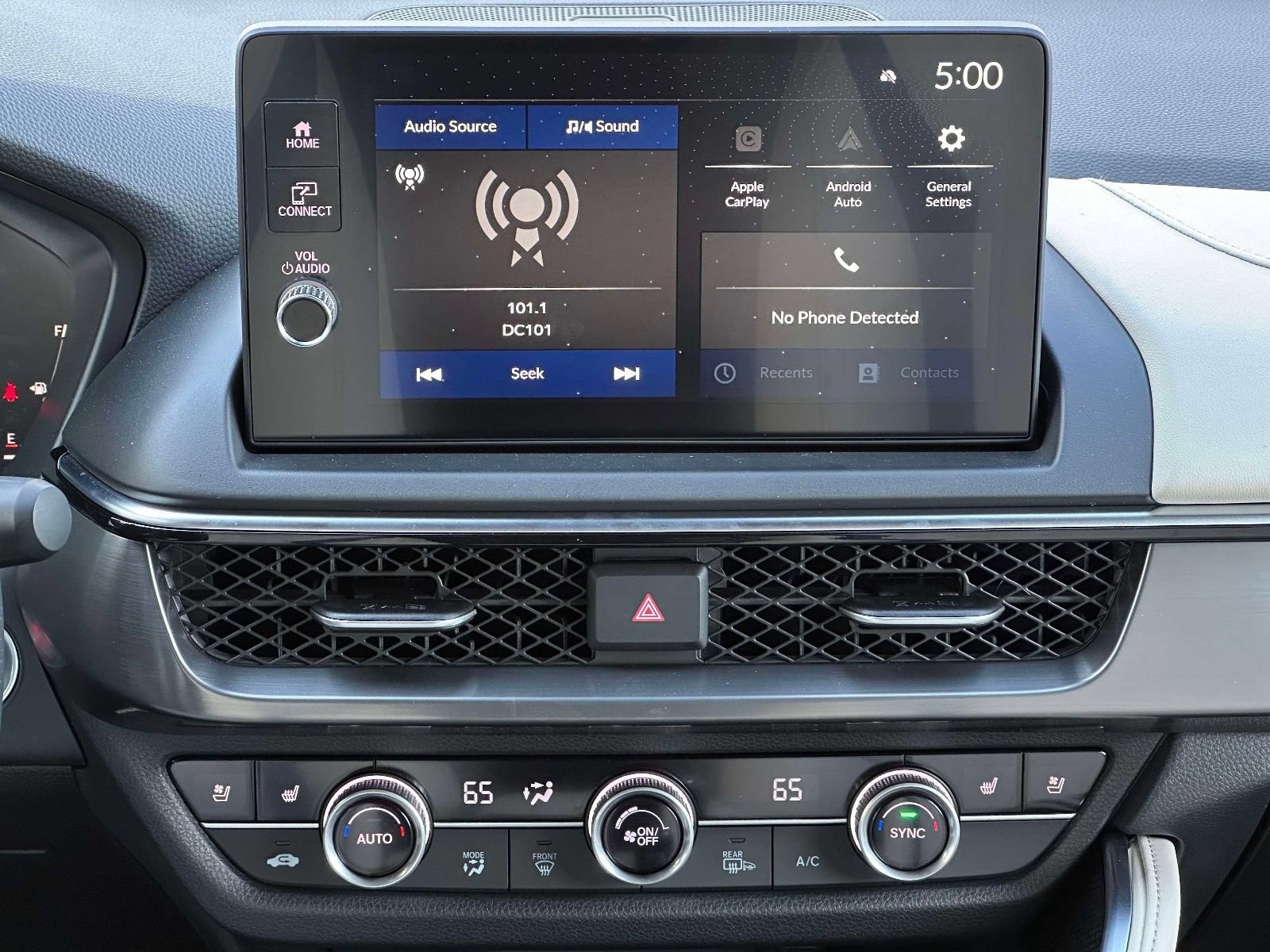 Certified 2025 Acura ADX A-Spec AWD/4WD image 18