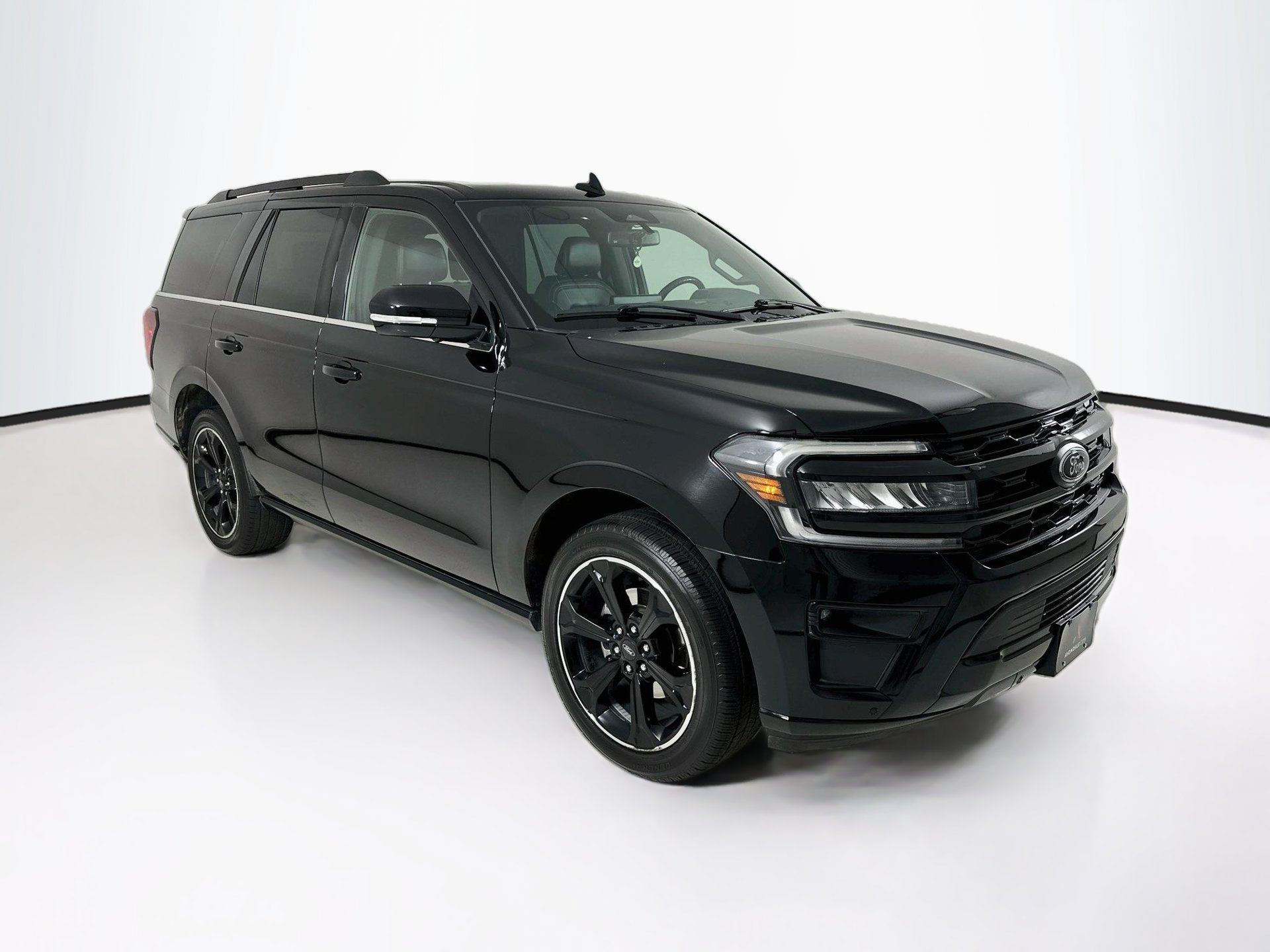 Used 2022 Ford Expedition Limited RWD image 1