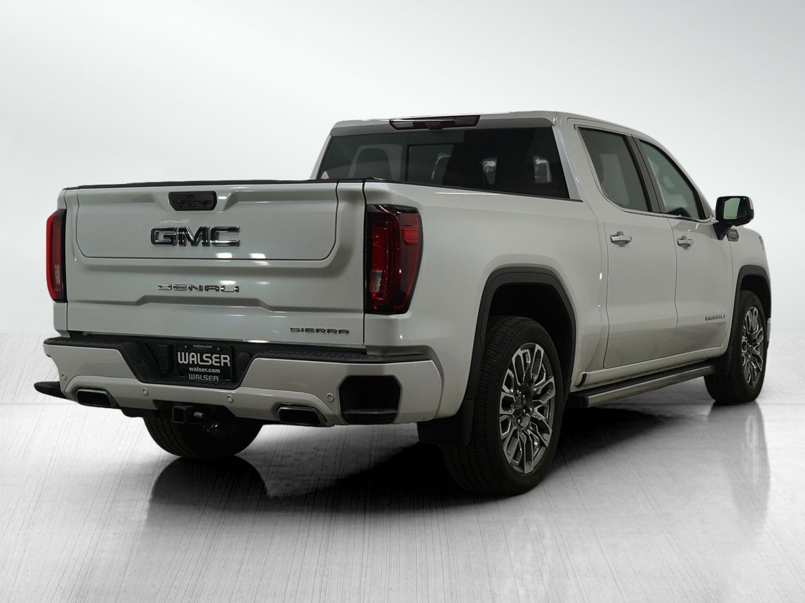 Used 2023 GMC Sierra 1500 Denali Ultimate image 6
