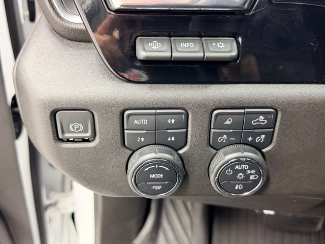 Certified 2024 Chevrolet Silverado 1500 LTZ AWD/4WD image 17