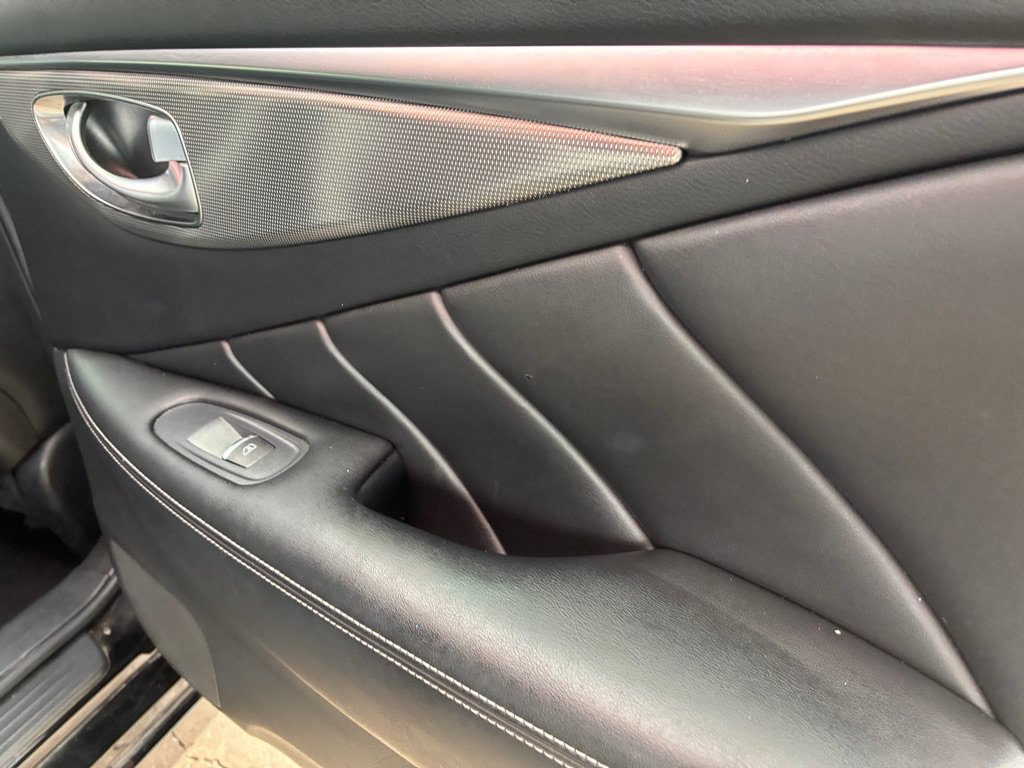 Used 2017 INFINITI Q50 2.0t RWD image 32