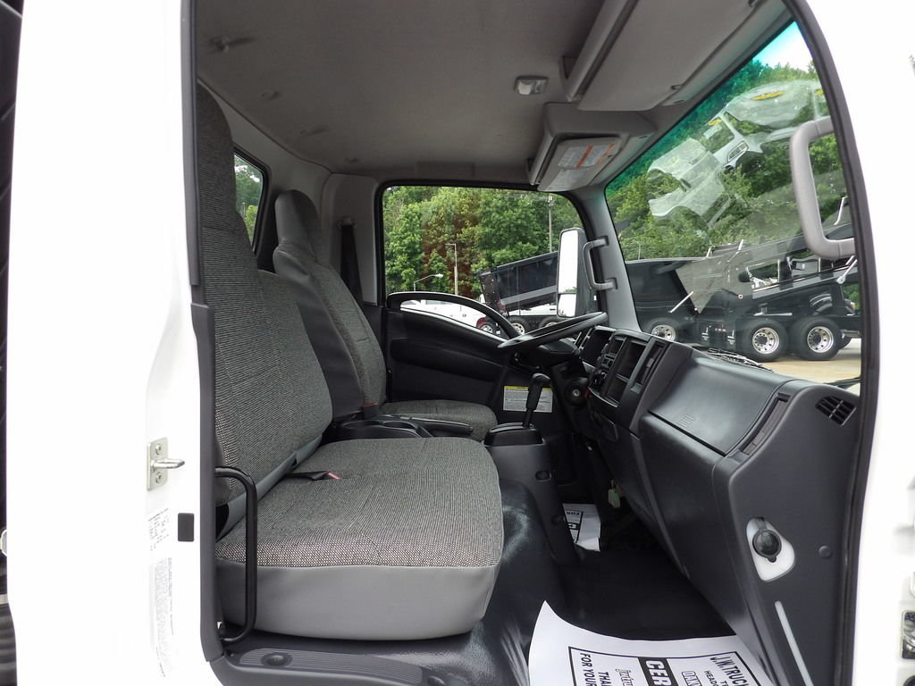 Used 2024 Chevrolet Low Cab Forward 5500HD RWD image 40