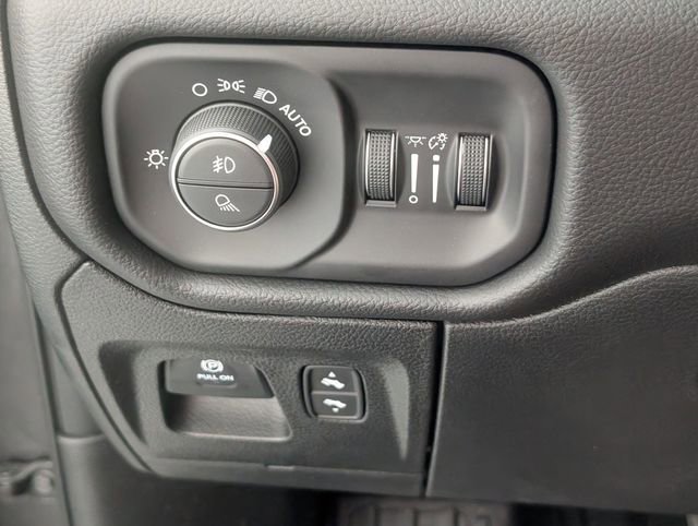 Used 2026 RAM 1500 Rebel w/ Rebel Level 1 Equipment Group AWD/4WD image 14