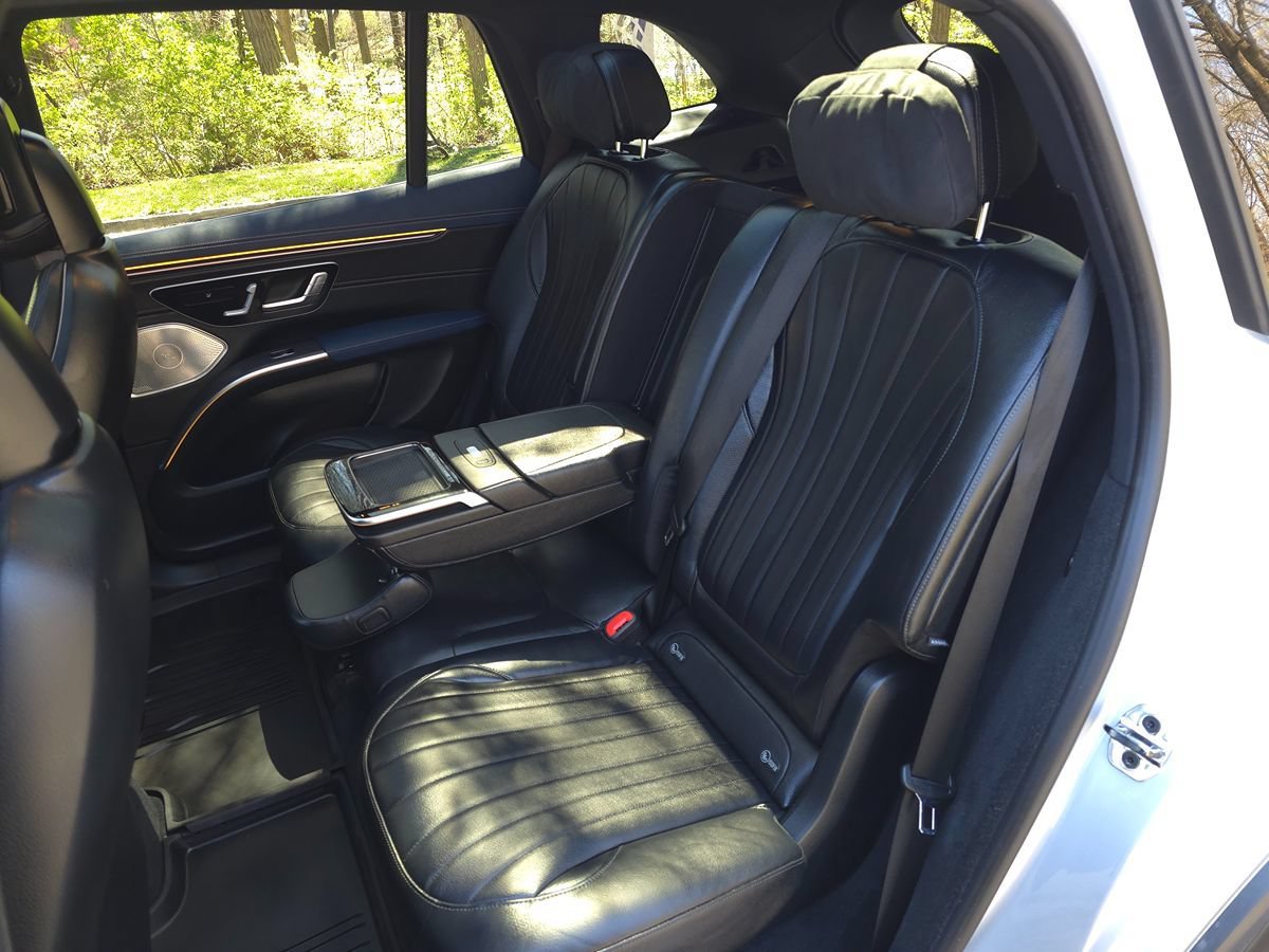 Used 2023 Mercedes-Benz EQS 450+ SUV image 15