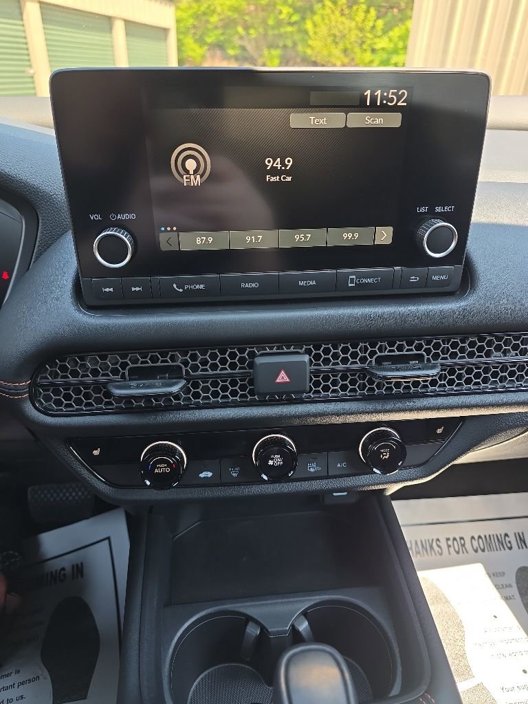 Used 2023 Honda HR-V Sport image 19