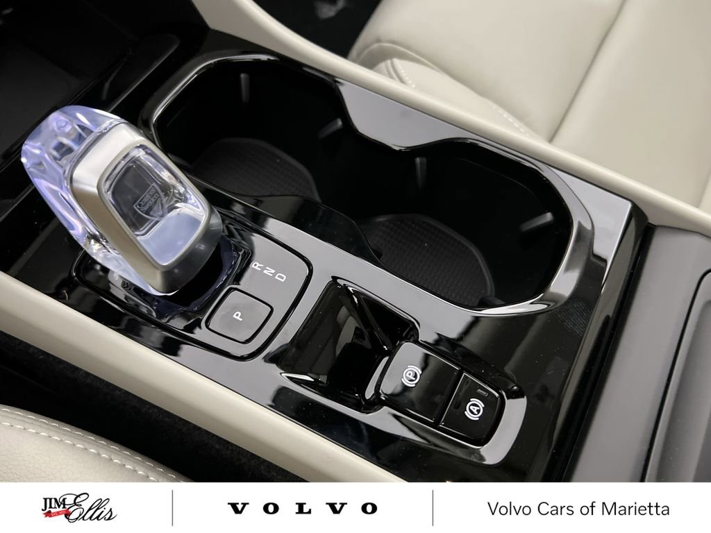 New 2026 Volvo XC40 B5 Ultra w/ Climate Package image 22