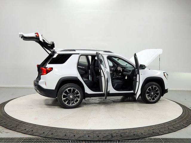 New 2026 GMC Terrain Elevation w/ Elevation Premium Package image 15