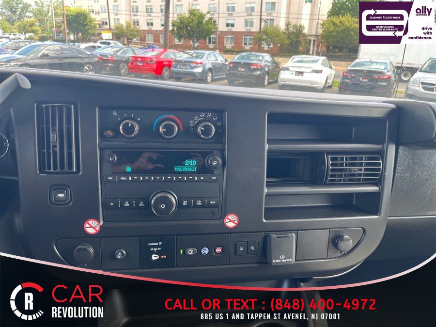 Used 2024 Chevrolet Express 3500 LT w/ LT Preferred Equipment Group RWD image 15