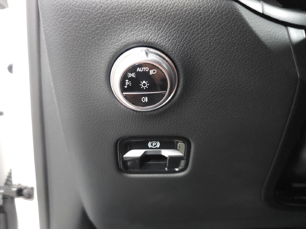 Certified 2026 Mercedes-Benz GLC 300 4MATIC image 10
