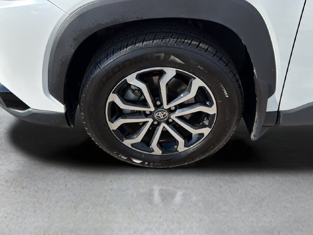 Used 2023 Toyota Corolla Cross AWD Hybrid image 9