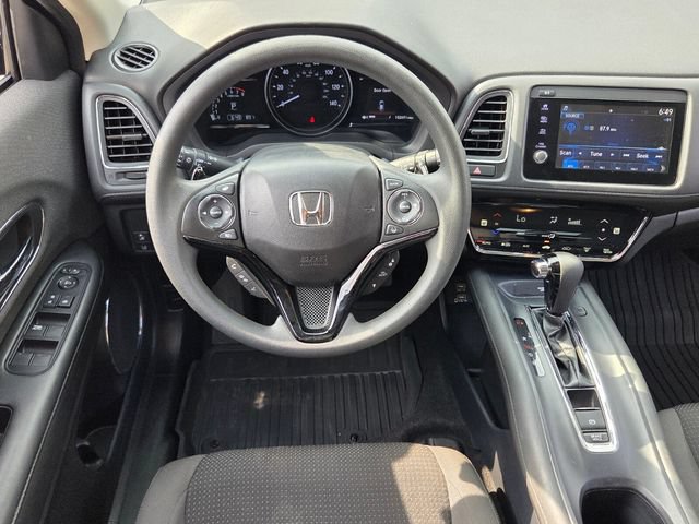 Used 2019 Honda HR-V EX image 11