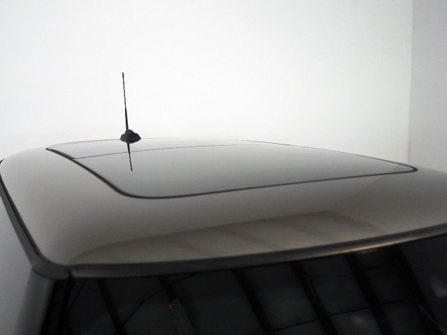 Used 2024 MINI Cooper SE image 4