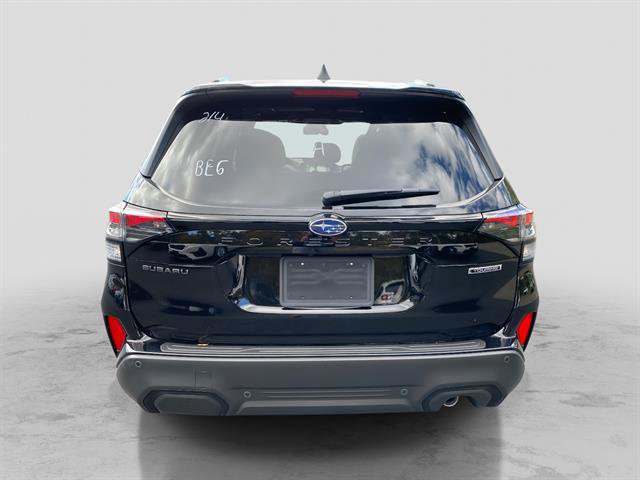 New 2025 Subaru Forester Touring image 4