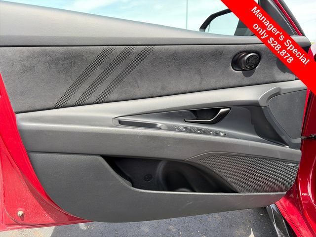 Used 2025 Hyundai Elantra N FWD image 15