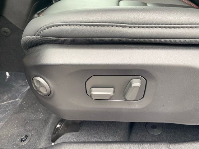 New 2026 Jeep Wrangler Unlimited Rubicon w/ Safety Group image 16