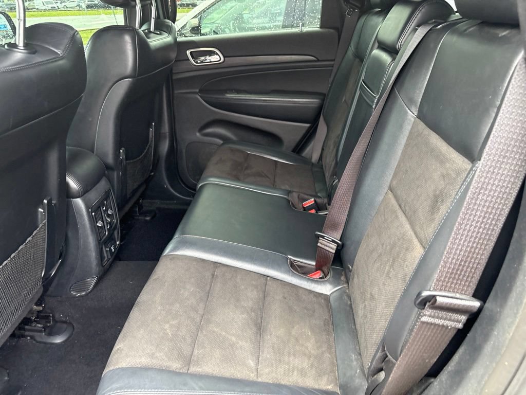 Used 2020 Jeep Grand Cherokee Altitude AWD/4WD image 15