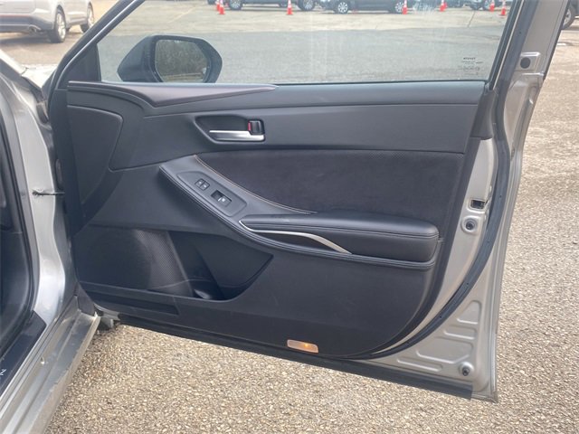 Used 2019 Toyota Avalon Touring w/ Advanced Safety Package image 10